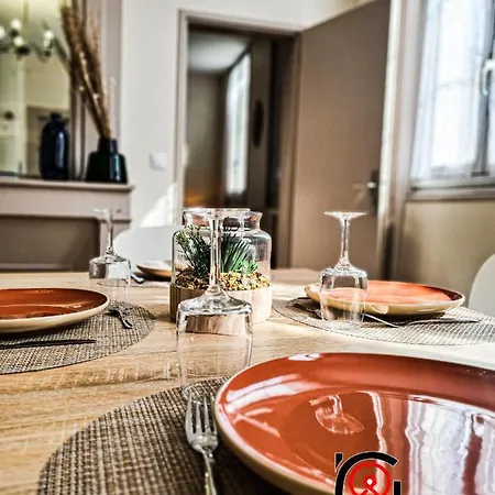 Apartment Residence Austerlitz / Suite 1 Ch. Le Plateau Angouleme